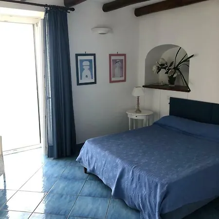 Annu' * Conca dei Marini
